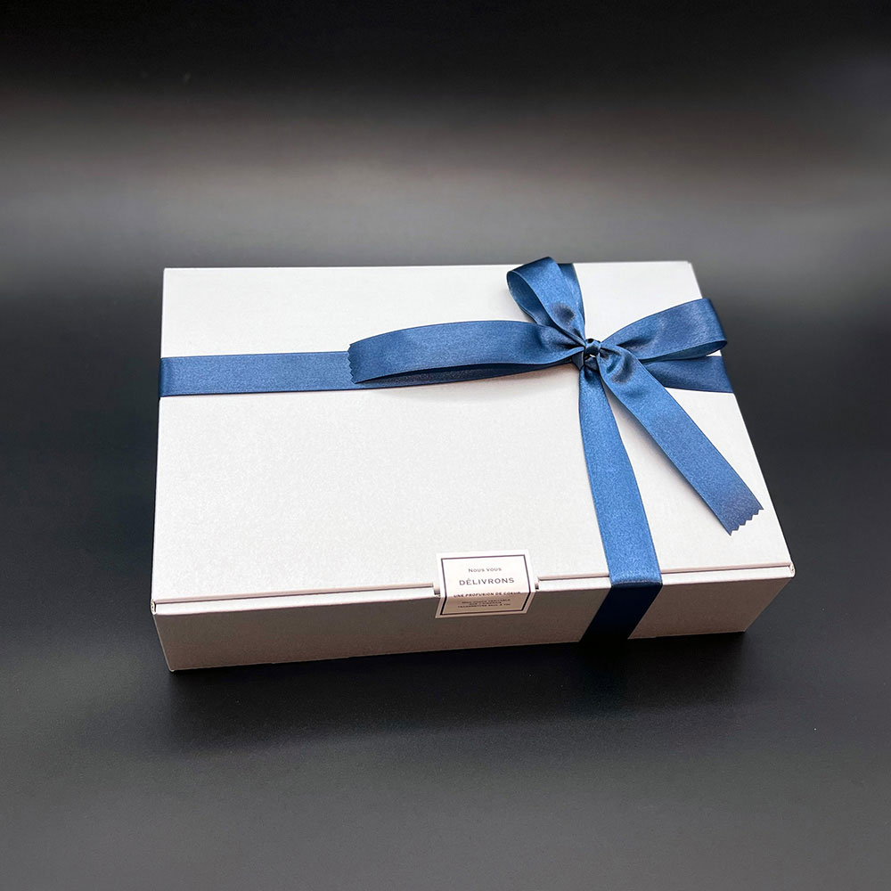 ハンチング・キャップなどのラッピング