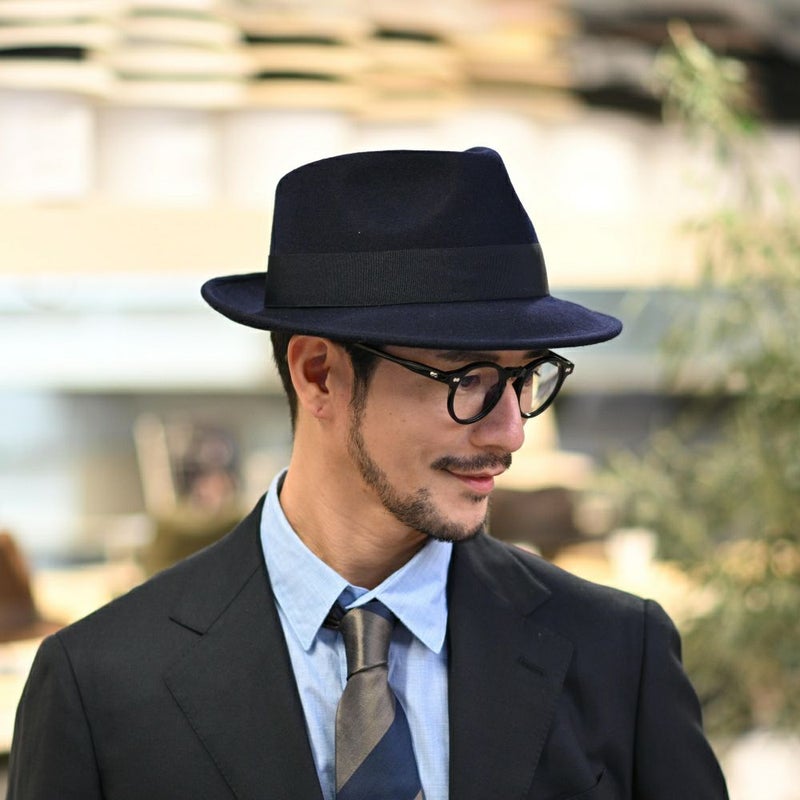 ビガリのフェルトハット PLOMO（プロモ）ネイビー