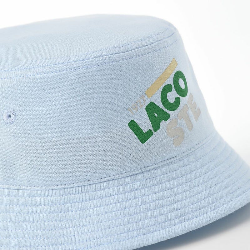 ラコステのバケットハット PRINT LOGO BUCKET HAT（プリントロゴ バケットハット） L7105 ブルー