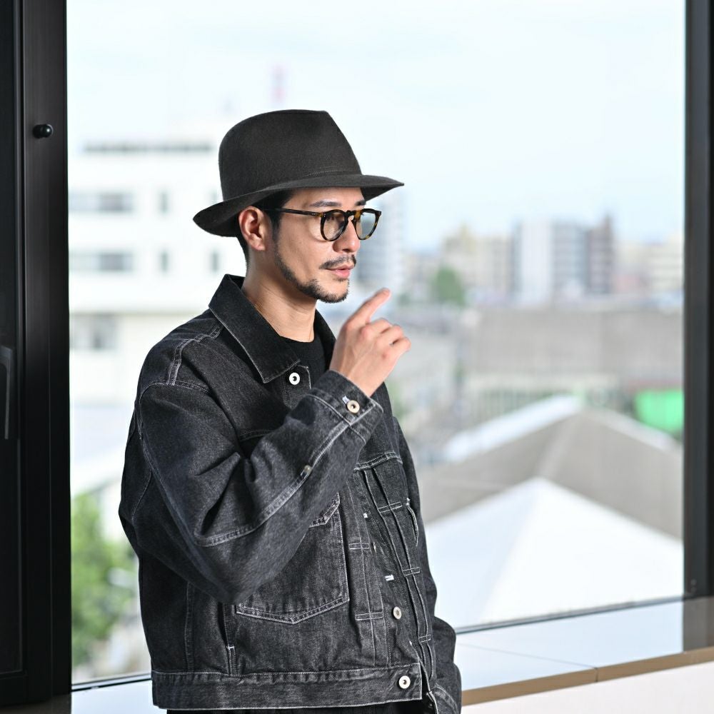 triple fortune フェザー付き黒帽子 ボルサリーノ フェルトハット Traveller felt（トラベラー フェルト