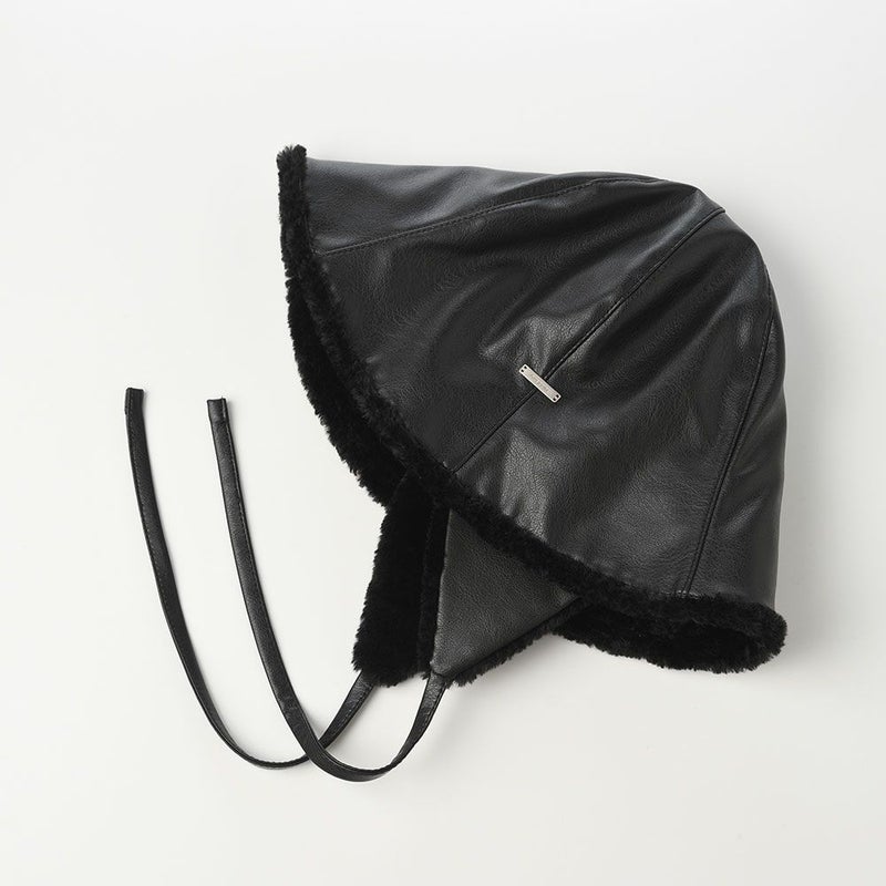 オーバーライドのバケットハット OR FAKE LEATHER FLAPHAT SGP（フェイクレザー フラップハット） ブラック