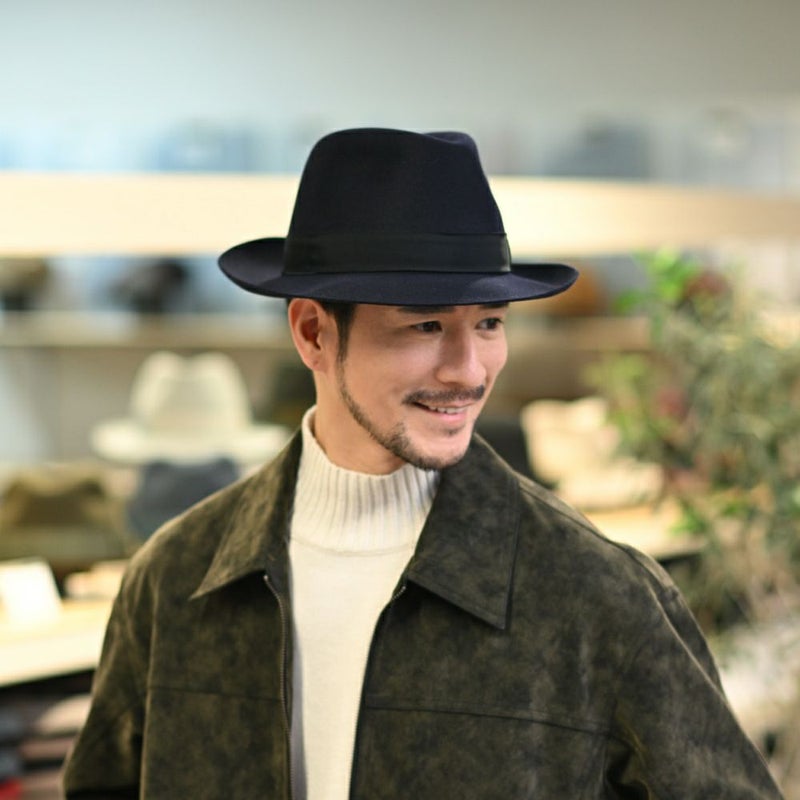 ボルサリーノのフェルトハット Q.S. Anello Rasato（Q.S. アネロ ラザート） 114336 ネイビー