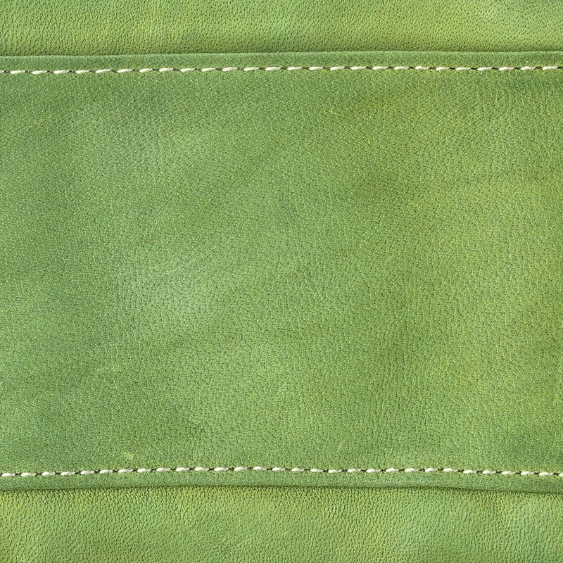 リアルマインドの二つ折り財布 FORO（フォロ） 馬革 製品染め 折り財布 グリーン