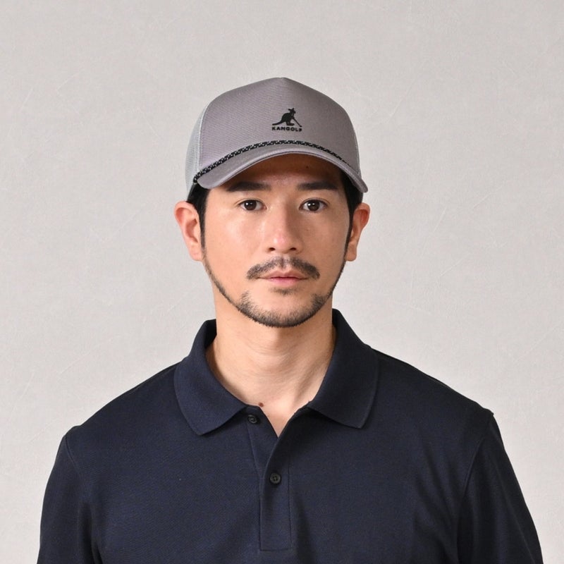カンゴールのキャップ KANGOLF LOGO TRUCKER（カンゴルフ ロゴ トラッカー） グレー