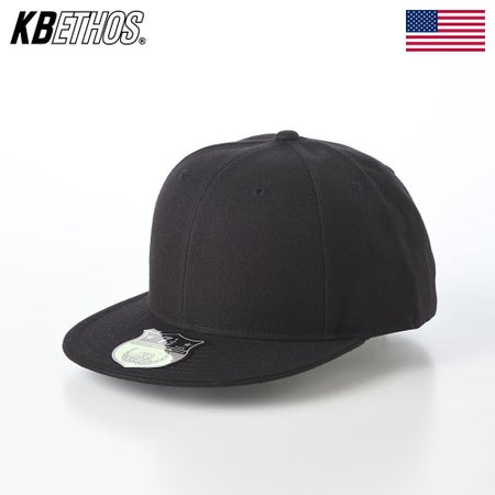 ケービーエトスのキャップ Fitted Flat Brim Cap（フィティド フラット ブリム キャップ） ブラック